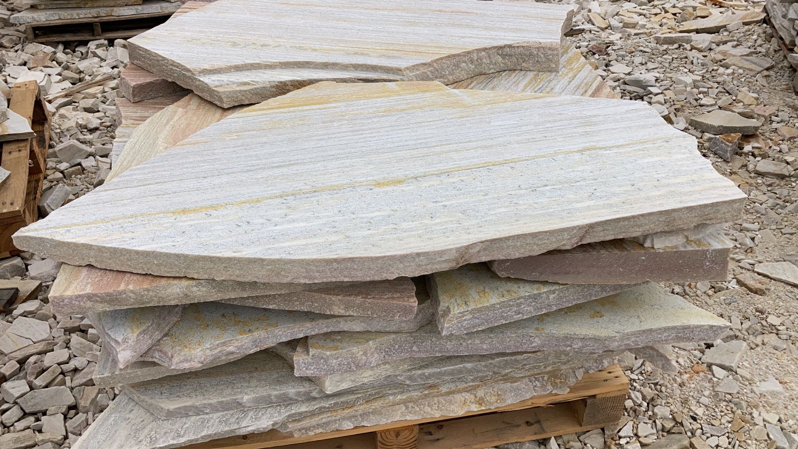 WhatsApp Image 2024-09-17 at 12.14.00.jpeg